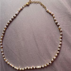 Pearl gold necklace